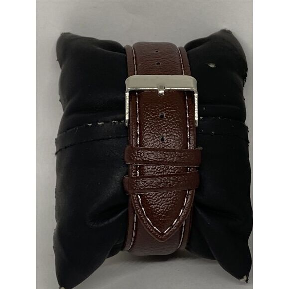 Michael Kors Everest MK5874 Women's Brown Leather Analog Dial Quartz Watch EY676 - Picture 6 of 12